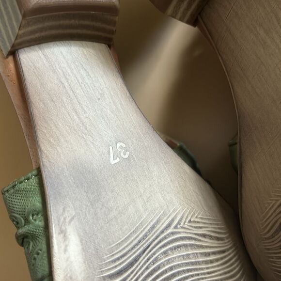 Miz Mooz Leather Heeled Sandals - Corra - in Aloe Size 37/7  NÉW - Picture 6 of 6